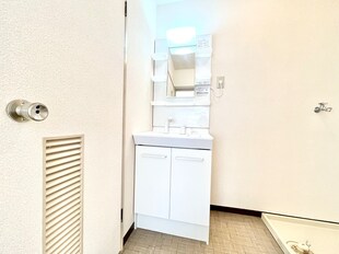 シャトレ青山Ｂの物件内観写真